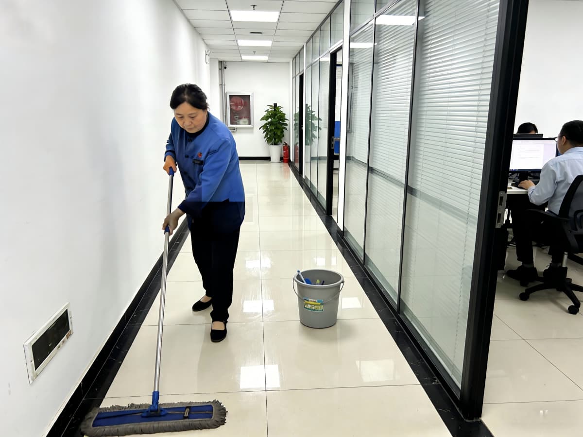 宜兴办公室办公楼保洁现场实拍